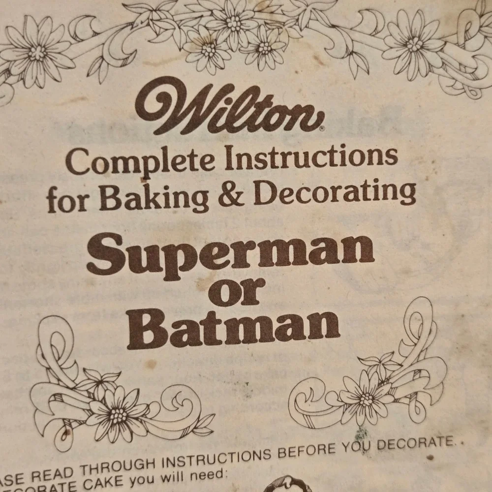 Vintage Wilton Superman / Batman Cake Pan Mold Set + Instructions Faces 1977